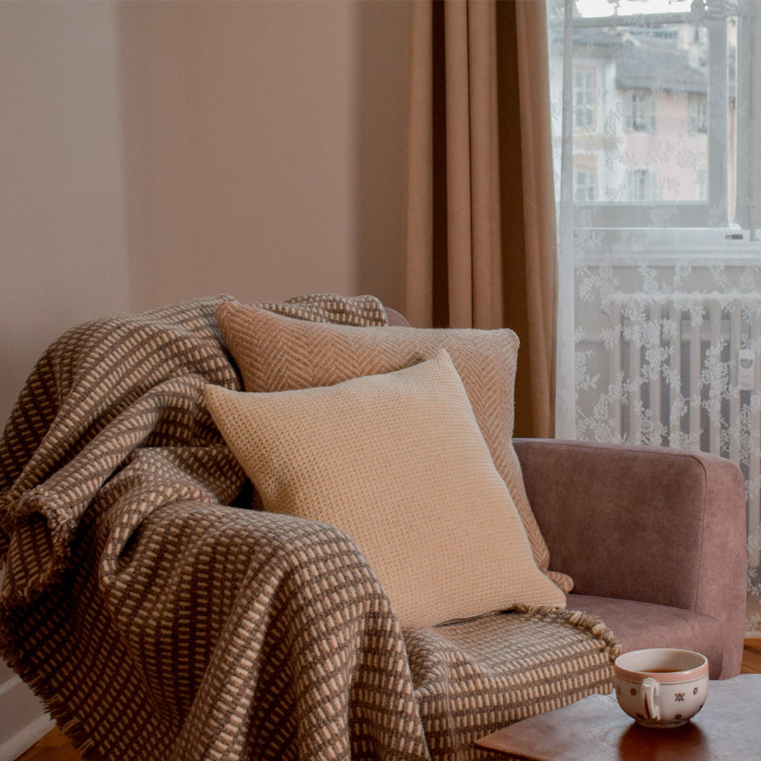 Plaids Taupes