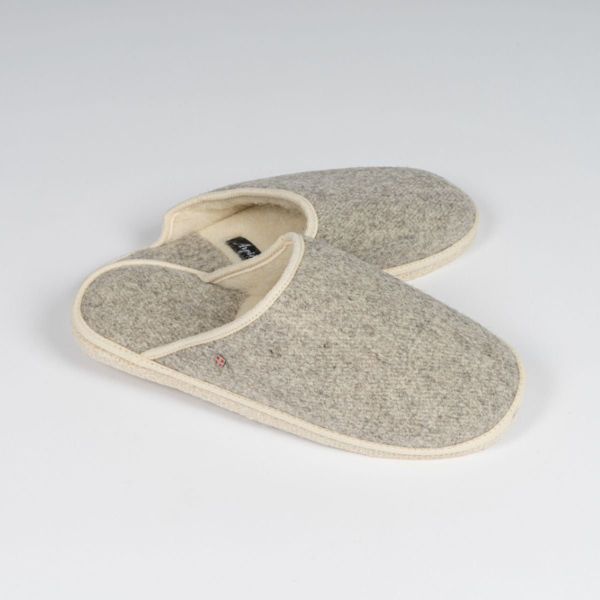 Chaussons mules Flambeau couleur falaise